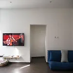 Hostnfly Apartments - Superb Flat Near The Ourcq Canal